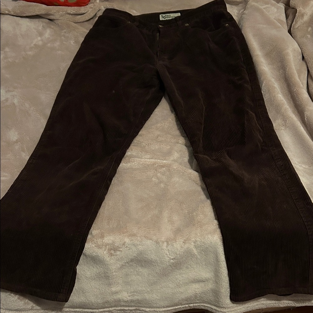 Stylish Brown Corduroy Pants - Picture 2 of 3